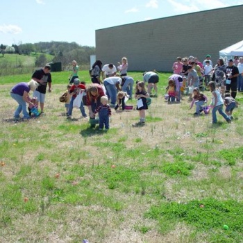 2010 Easter Egg Hunt |  