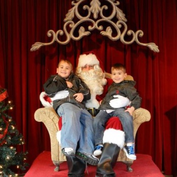 2011 Photos with Santa |  